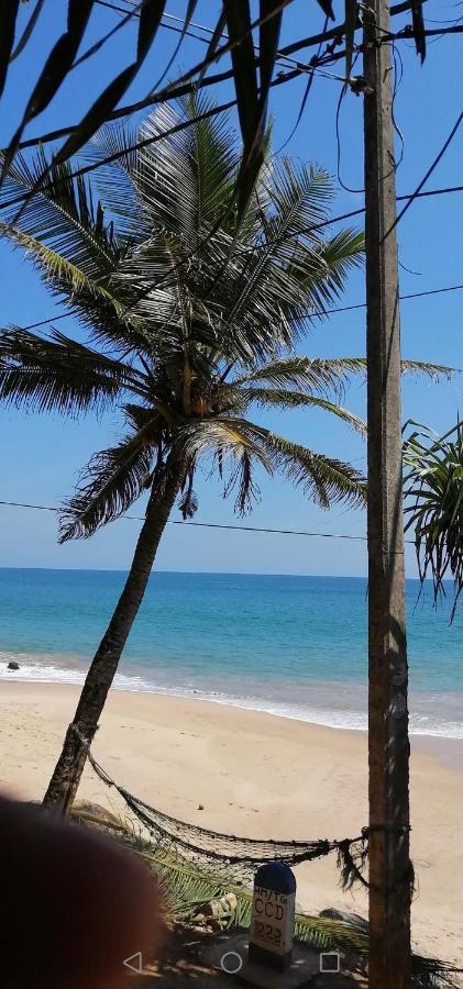 Chandi Gaya Beach Guesthouse Tangalle Exterior photo