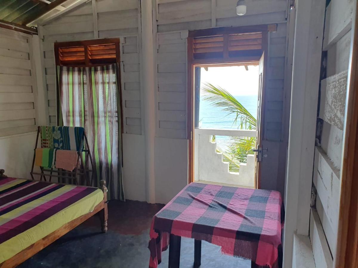 Chandi Gaya Beach Guesthouse Tangalle Exterior photo