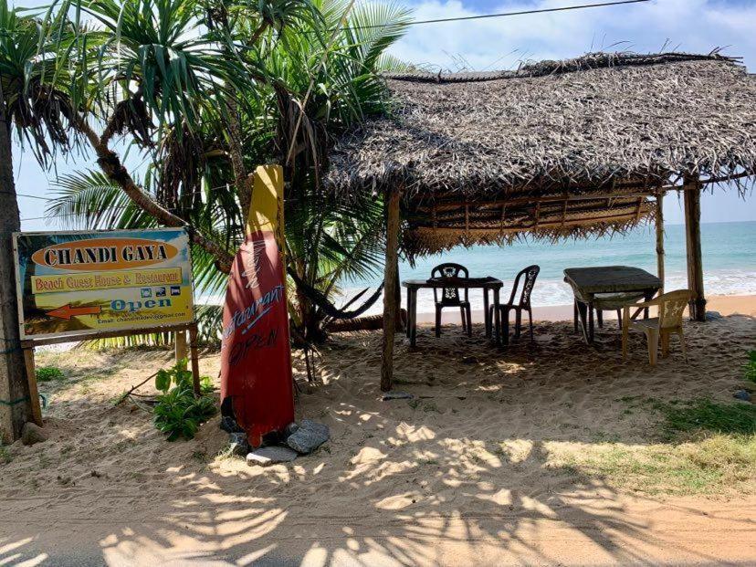 Chandi Gaya Beach Guesthouse Tangalle Exterior photo