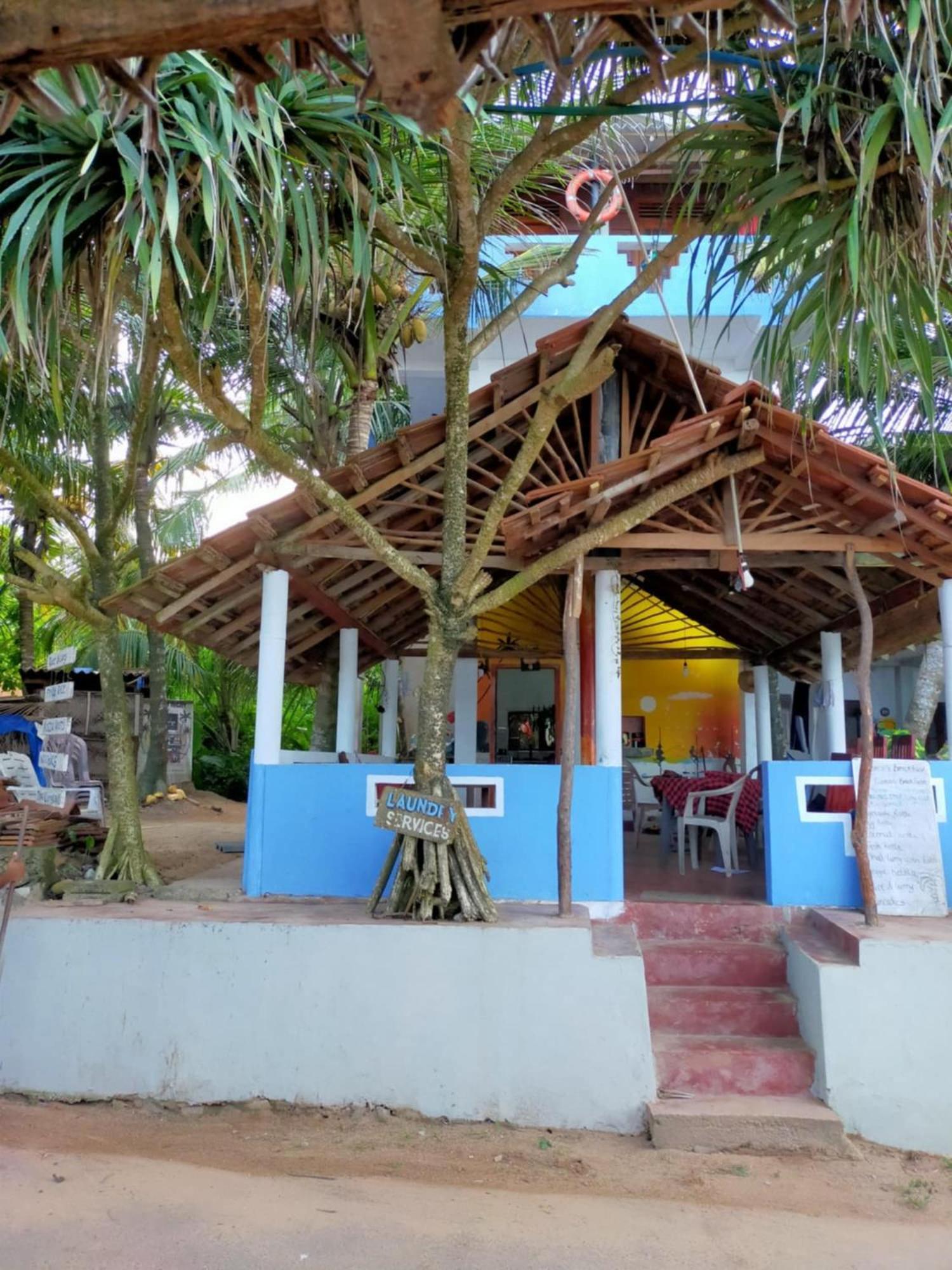 Chandi Gaya Beach Guesthouse Tangalle Exterior photo