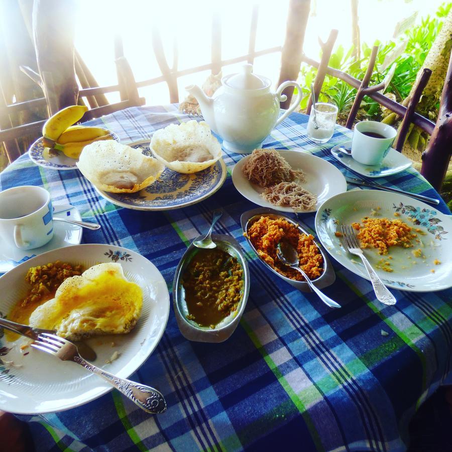 Chandi Gaya Beach Guesthouse Tangalle Exterior photo